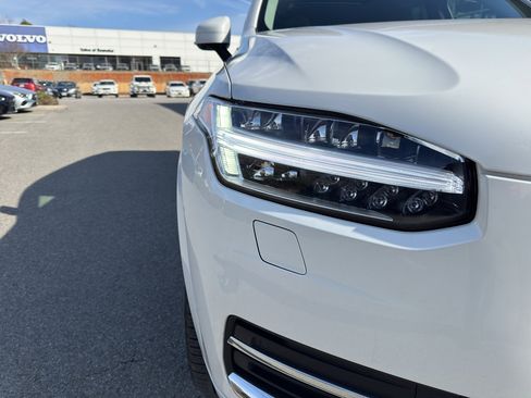 Used 2024 Volvo XC90 B5 Plus w/ Protection Package Premier image 2
