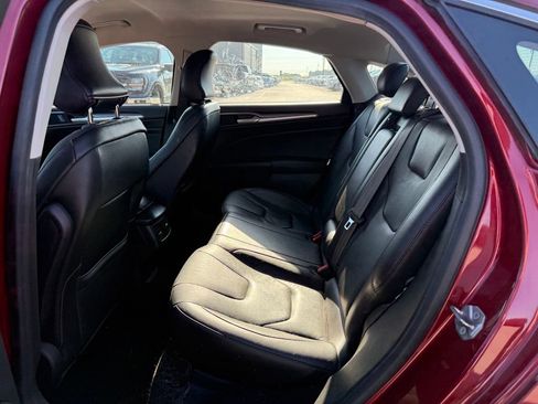 Used 2016 Ford Fusion Titanium FWD image 8