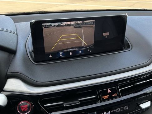 Certified 2024 Acura MDX FWD w/ Technology Package image 18