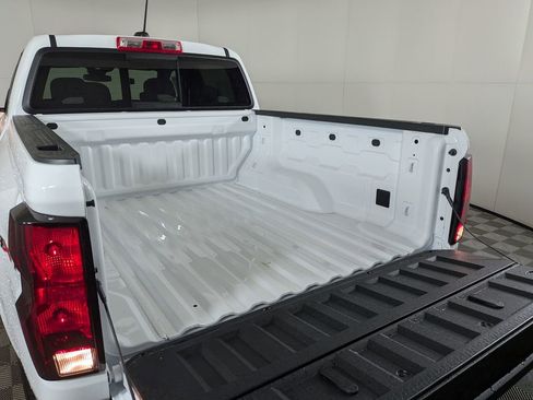 New 2026 Chevrolet Colorado W/T w/ WT Custom Package AWD/4WD image 9