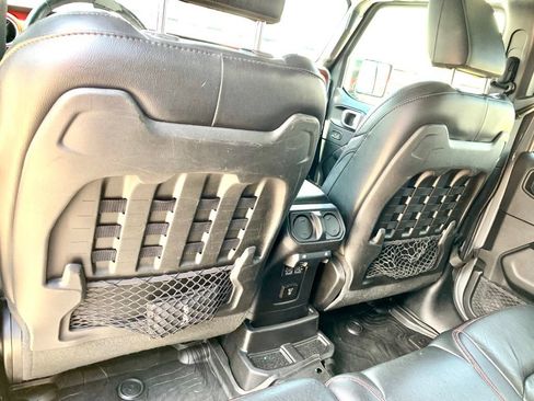 Used 2019 Jeep Wrangler Unlimited Rubicon AWD/4WD image 19