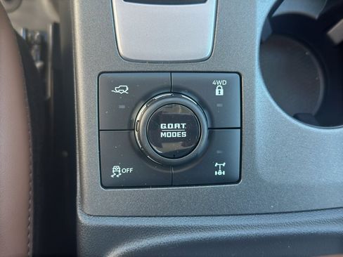 New 2026 Ford Bronco Sport Outer Banks AWD/4WD image 25