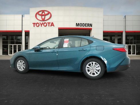 New 2026 Toyota Camry LE image 12