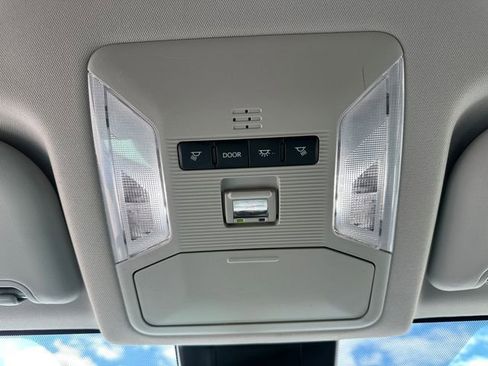 Used 2023 Toyota RAV4 LE image 41