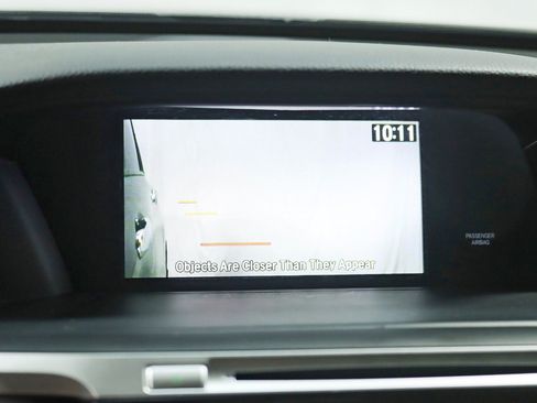 Used 2016 Honda Accord Touring image 19