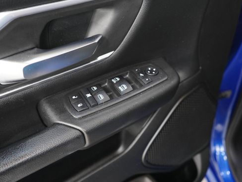 Used 2019 RAM 1500 Big Horn AWD/4WD image 19