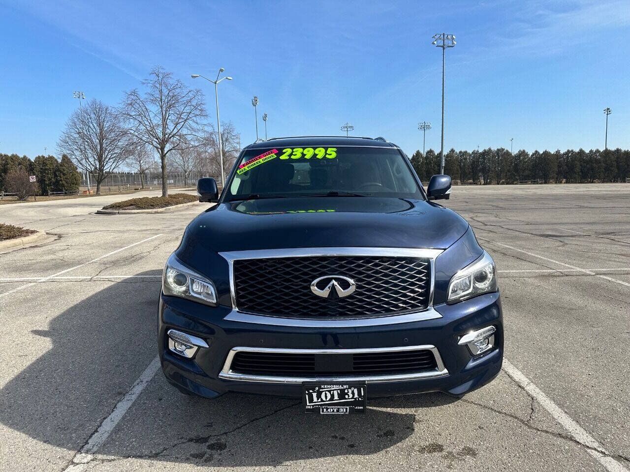 Used 2017 INFINITI QX80 4WD w/ Driver Assistance Package image 2