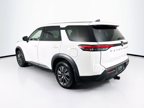 Used 2023 Nissan Pathfinder S image 5