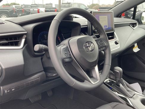 New 2026 Toyota Corolla SE image 27