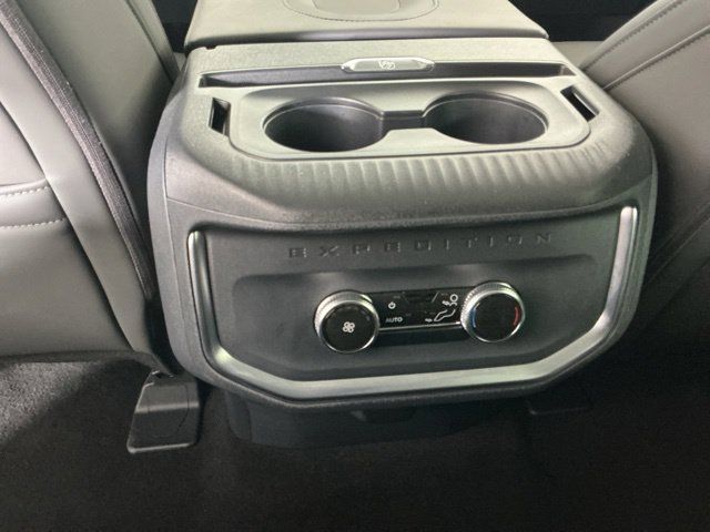 Used 2026 Ford Expedition Max Active AWD/4WD image 25