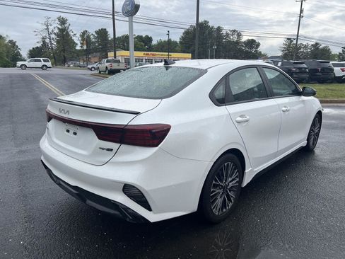Used 2023 Kia Forte GT-Line w/ GT-Line Premium Package FWD image 5
