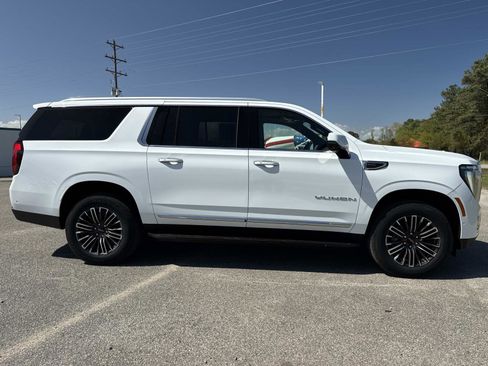 New 2026 GMC Yukon XL Elevation w/ Elevation Premium Package AWD/4WD image 2