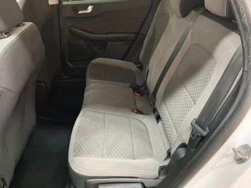 Used 2021 Ford Escape SE FWD image 13