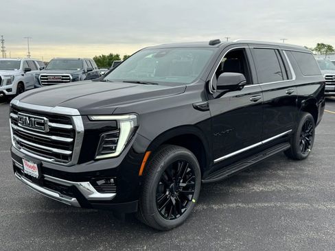 New 2026 GMC Yukon XL Elevation w/ Elevation Premium Package AWD/4WD image 12