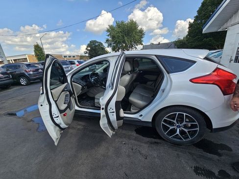 Used 2012 Ford Focus SEL FWD image 23