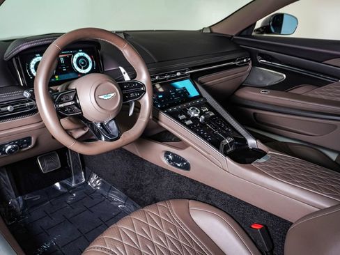 Used 2024 Aston Martin DB12 Coupe RWD image 24