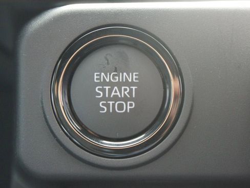 Used 2026 Toyota Tacoma 4x4 Double Cab image 8