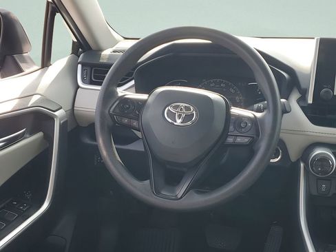 Certified 2024 Toyota RAV4 XLE image 25