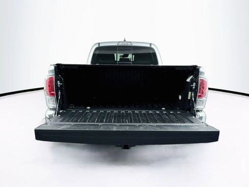Used 2023 Toyota Tacoma TRD Off-Road AWD/4WD image 12