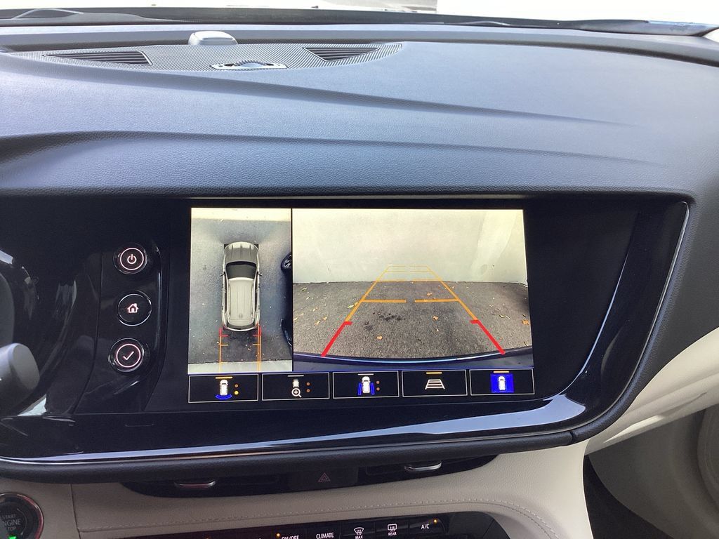 Used 2023 Buick Envision Avenir AWD/4WD image 38