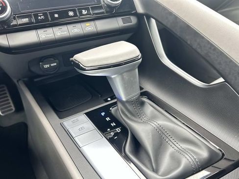 Certified 2025 Hyundai Elantra Sport image 30