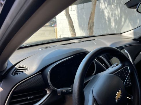 Used 2023 Chevrolet Malibu LT image 34