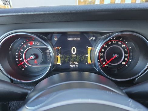 Used 2022 Jeep Wrangler Unlimited Rubicon w/ LED Lighting Group AWD/4WD image 20