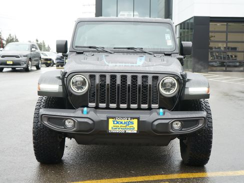 Used 2023 Jeep Wrangler Unlimited Rubicon 4xe w/ Cold Weather Group AWD/4WD image 8