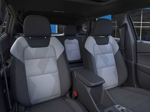 New 2026 Chevrolet Trax RS w/ Sunroof Package image 16