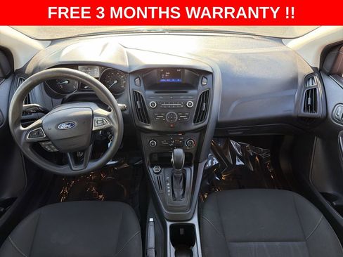 Used 2017 Ford Focus SE image 36
