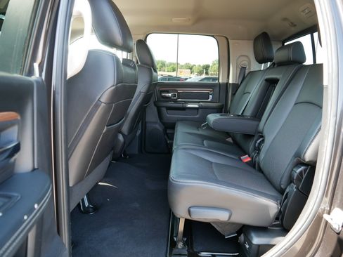 Used 2016 RAM 3500 Laramie AWD/4WD image 34