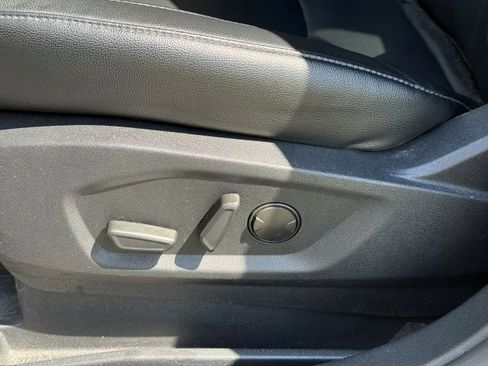 Used 2024 Ford Edge Titanium image 14