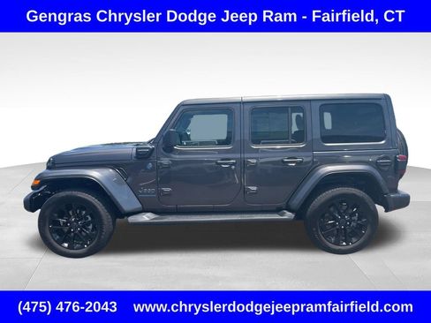 Certified 2025 Jeep Wrangler Unlimited Sahara AWD/4WD image 4