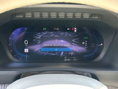 Certified 2023 Volvo XC90 T8 Plus w/ Protection Package Premier image 10