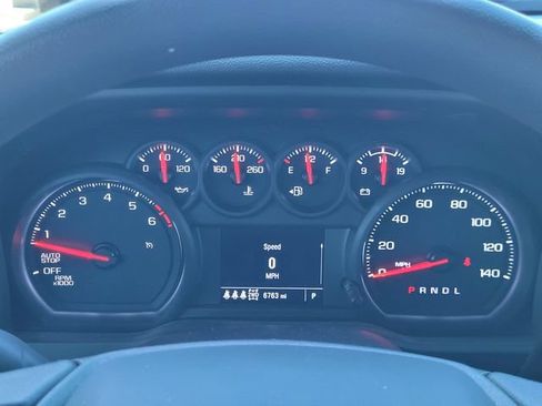 Used 2025 Chevrolet Silverado 1500 Custom Trail Boss w/ LPO, Dark Essentials Package AWD/4WD image 8