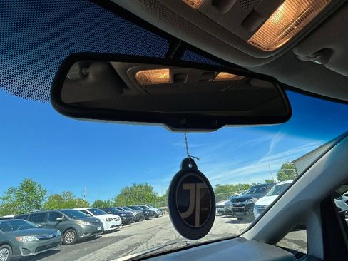 Used 2013 Honda Odyssey EX-L image 29