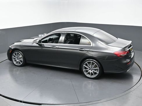 Used 2022 Mercedes-Benz E 450 4MATIC Sedan w/ Driver Assistance Package image 46