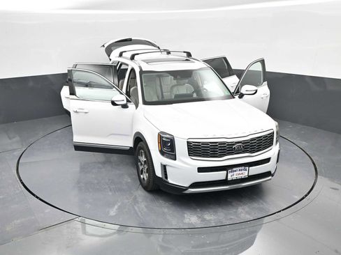 Used 2021 Kia Telluride EX w/ Towing Package image 42