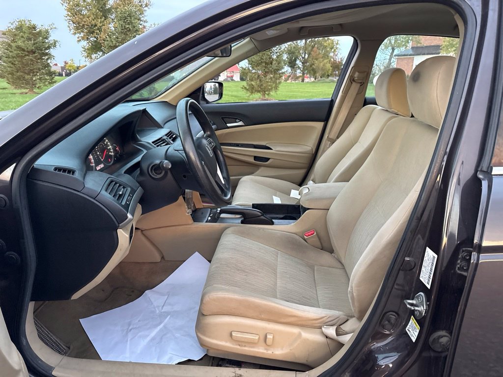 Used 2012 Honda Accord LX image 12