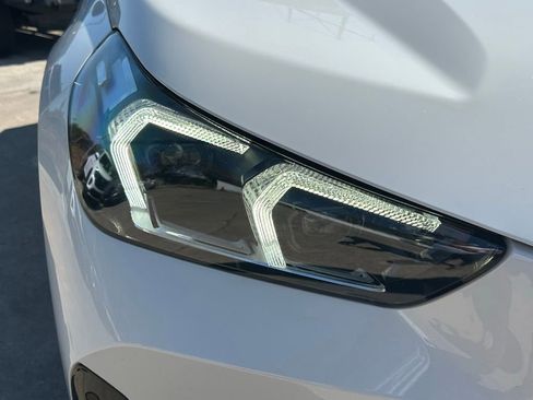 Used 2023 BMW X1 xDrive28i image 11