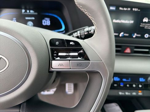 New 2026 Hyundai Elantra Sport FWD image 19