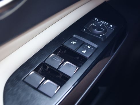 Used 2025 Lexus ES 350 w/ Premium Package FWD image 14