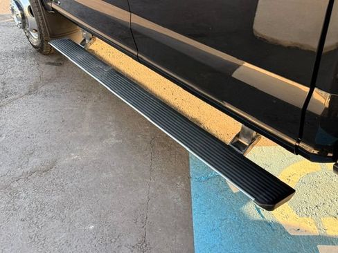 Certified 2022 Ford F350 Lariat w/ Lariat Ultimate Package AWD/4WD image 9
