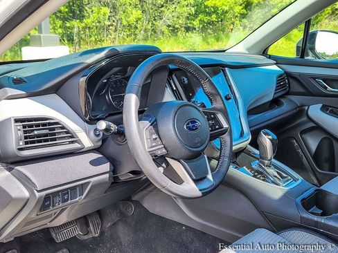 Used 2020 Subaru Outback Premium w/ Popular Package #1 AWD/4WD image 9