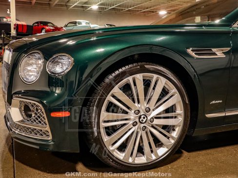 Used 2023 Bentley Flying Spur Azure AWD/4WD image 38