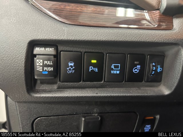 Used 2019 Toyota Sienna Limited Premium w/ Carpet Mat Package AWD/4WD image 27