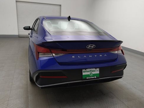 Used 2025 Hyundai Elantra Sport FWD image 6