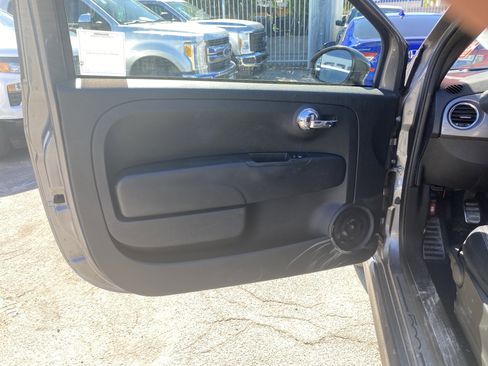 Used 2012 FIAT 500 Abarth w/ Safety & Convenience Pkg image 17