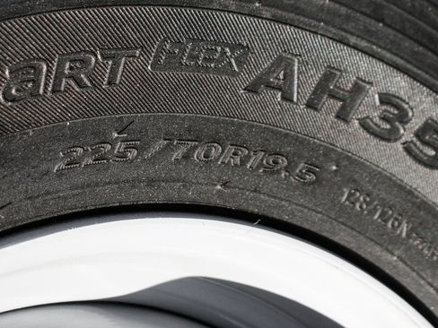 Used 2020 RAM 5500 Tradesman w/ Chrome Appearance Group image 45