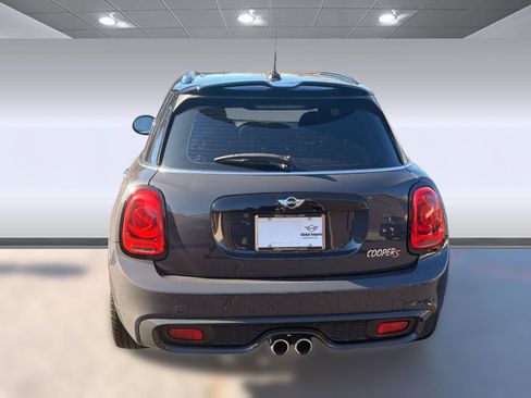 Used 2017 MINI Cooper S image 10